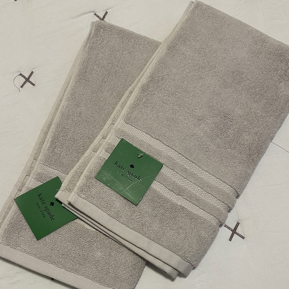 Elegant Gray Bath Towel Set